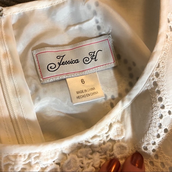 Eyelet shift dress - Picture 3 of 4